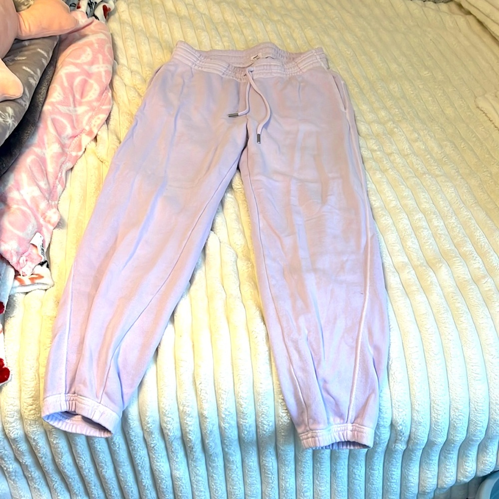 Unused Aerie light purple joggers size small